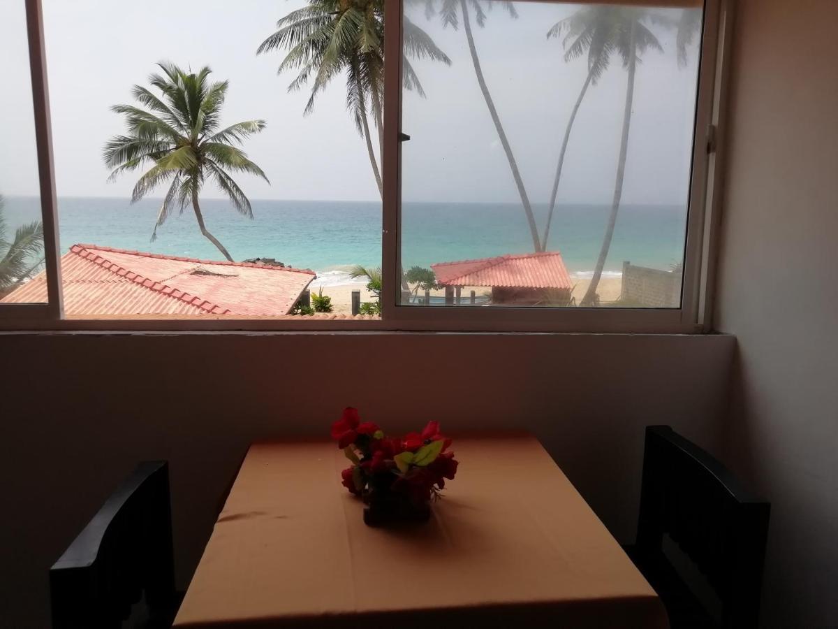 Rainbow Beach Resort Ambalangoda  Exterior photo